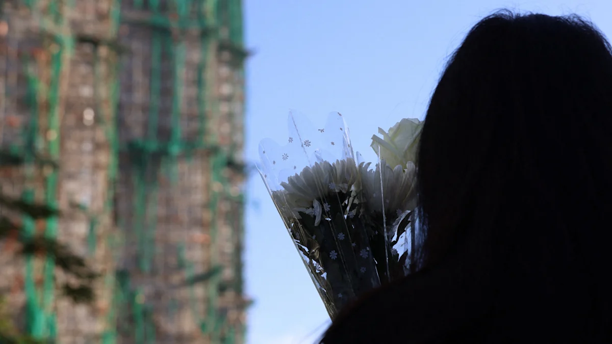 После пожара в высотном здании: в Гонконге объявлен трехдневный траур – Китай запускает противопожарную кампанию