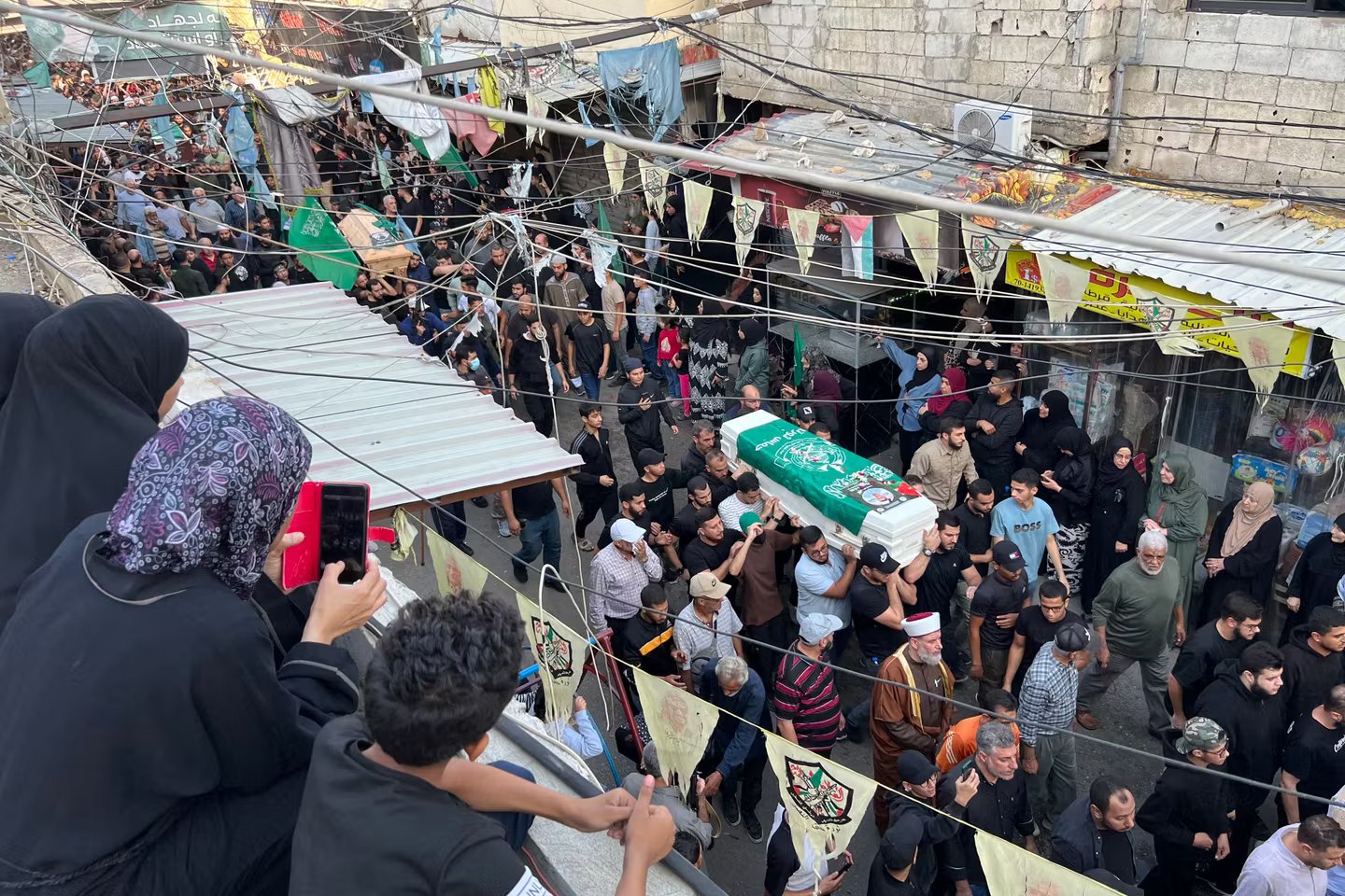 В Ливане приведены в боевую готовность лагеря палестинских беженцев